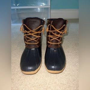 SPERRY SALTWATER DUCK BOOTS SIZE 8 WOMENS